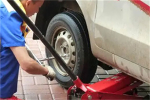 龙山区附近拖车24小时服务热线电话